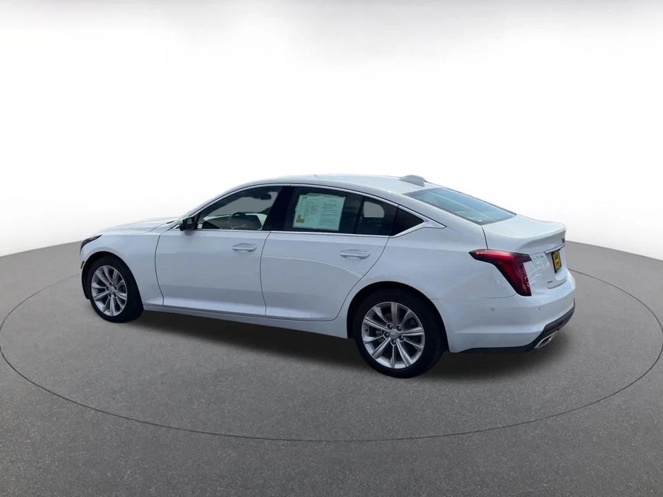 2026 Cadillac CT5 - Image 11 of 31
