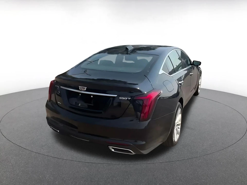 2026 Cadillac CT5 - Image 16 of 31