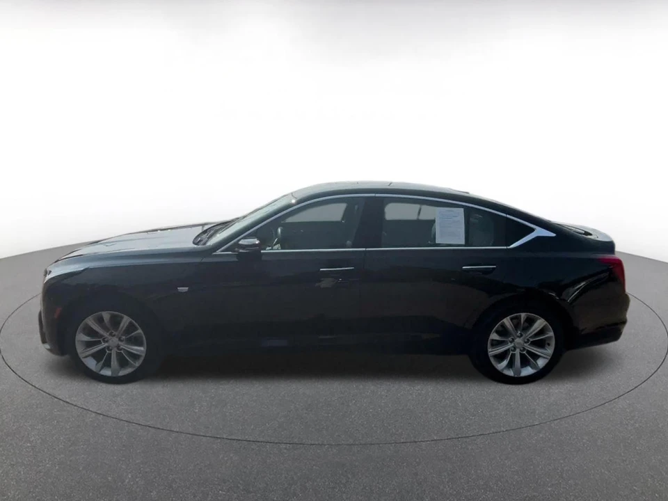 2026 Cadillac CT5 - Image 12 of 31