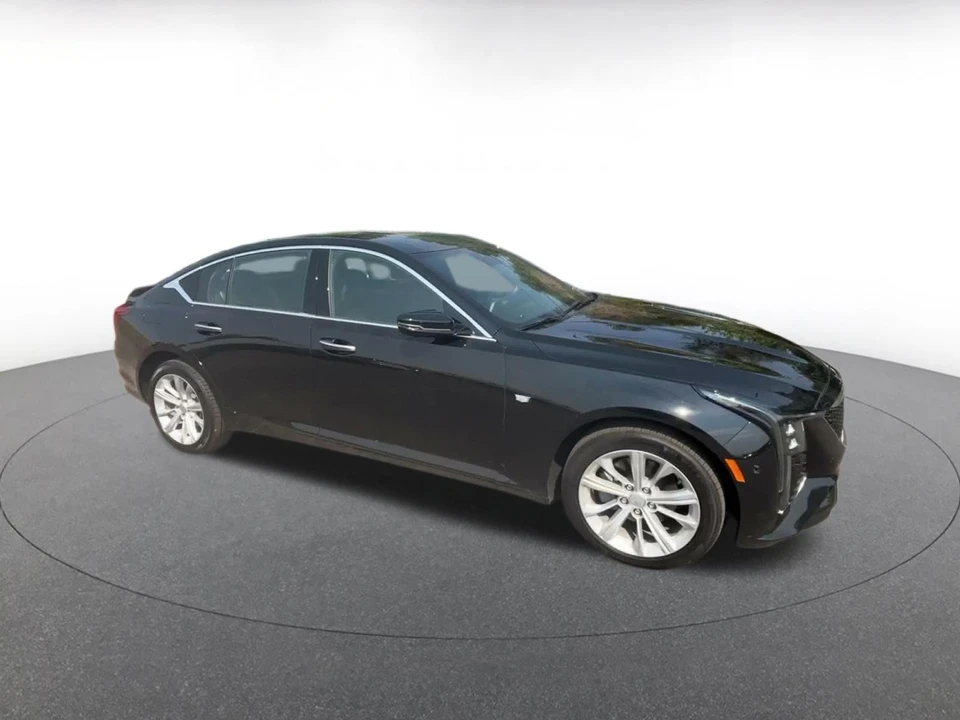 2026 Cadillac CT5 - Image 2 of 31