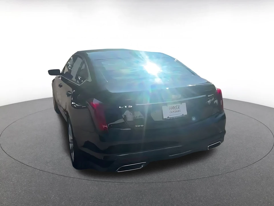 2026 Cadillac CT5 - Image 12 of 31