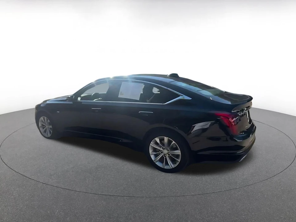 2026 Cadillac CT5 - Image 11 of 31