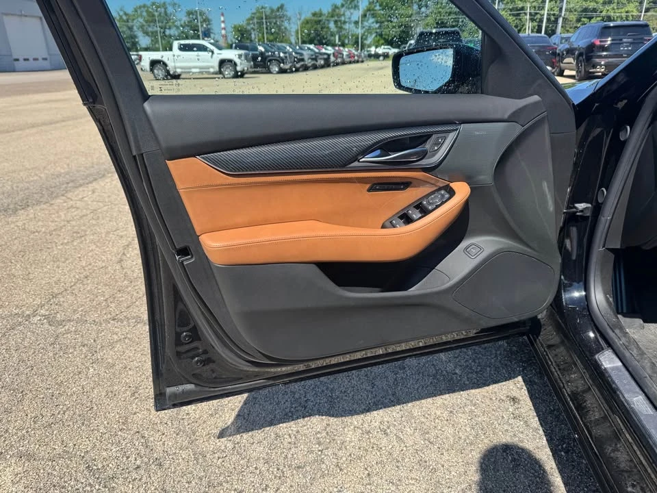 2026 Cadillac CT5 - Image 9 of 14