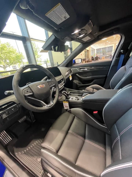 2026 Cadillac CT5-V - Image 5 of 17