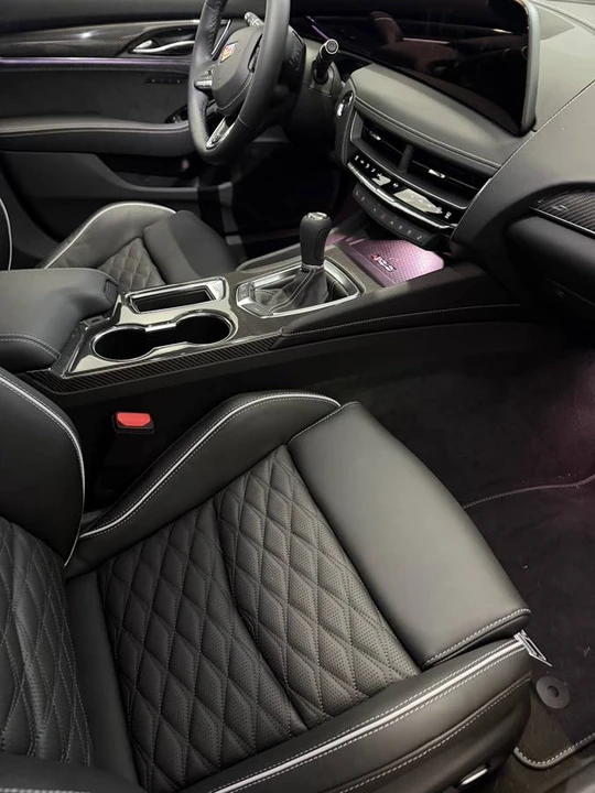 2026 Cadillac CT5-V Blackwing - Image 5 of 10