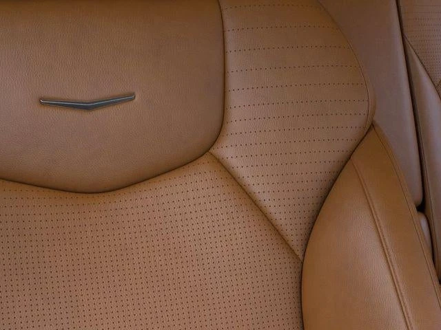 2026 Cadillac CT5-V - Image 21 of 31