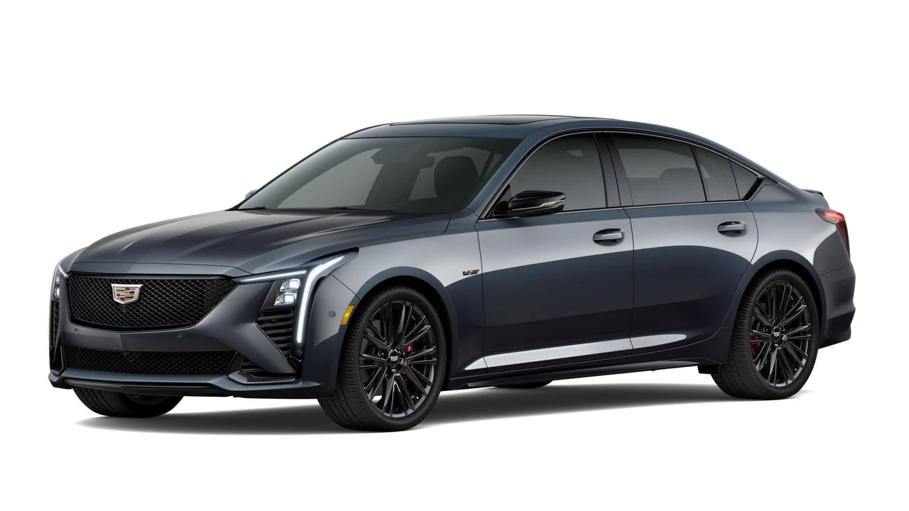 2026 Cadillac CT5-V - Image 25 of 31
