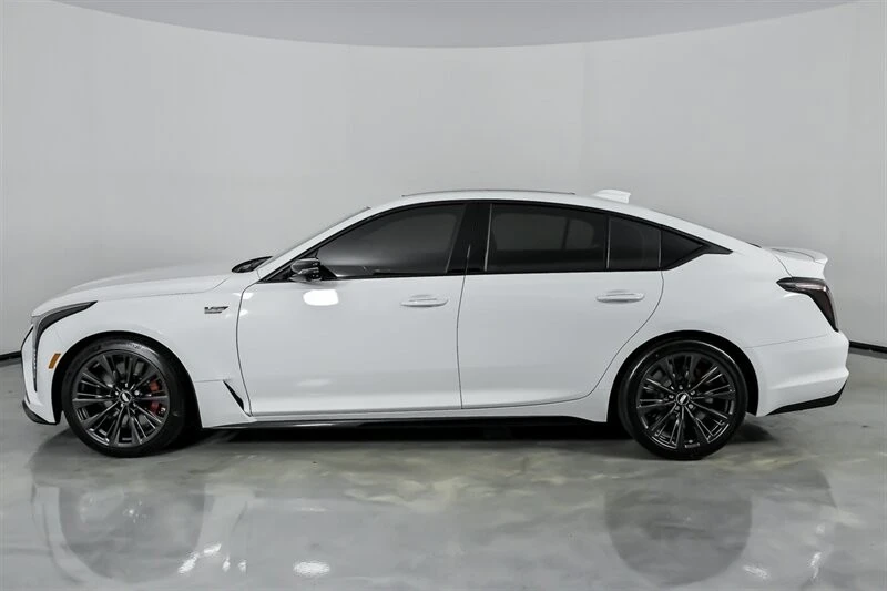 2026 Cadillac CT5-V Blackwing - Image 8 of 21