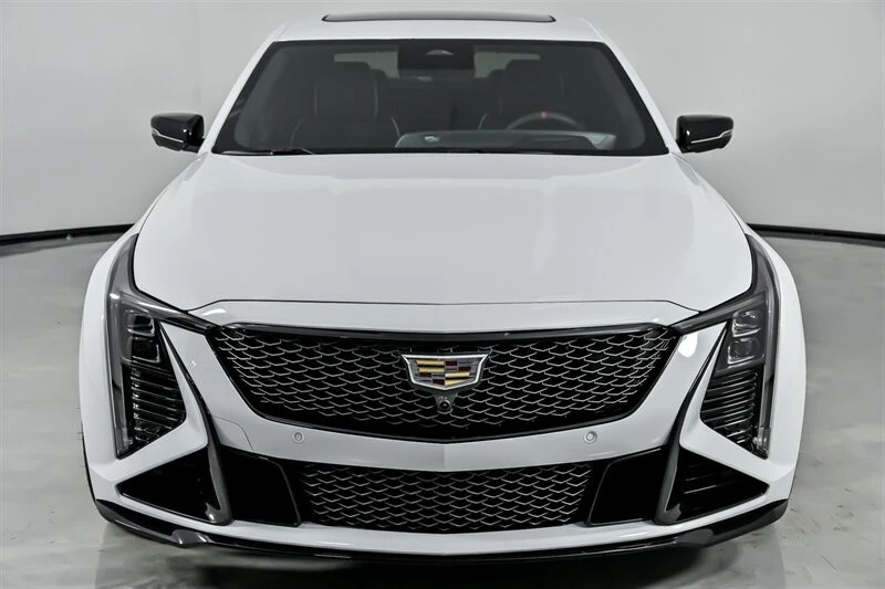2026 Cadillac CT5-V Blackwing - Image 5 of 21