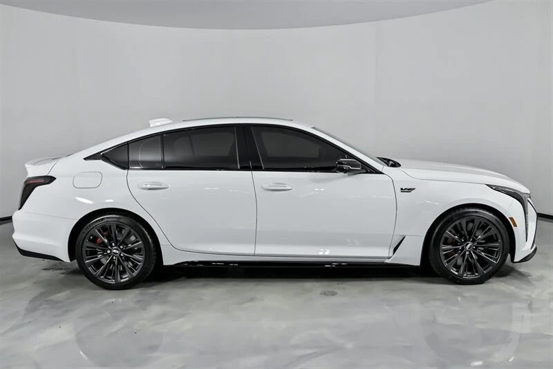 2026 Cadillac CT5-V Blackwing - Image 14 of 21