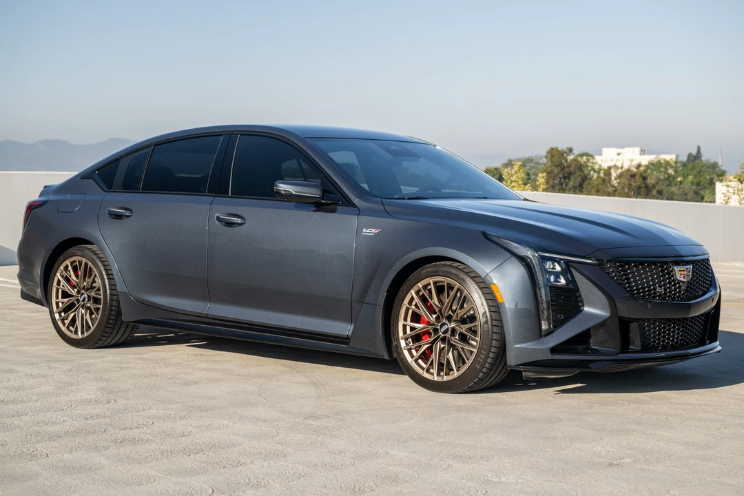 2026 Cadillac CT5-V Blackwing - Image 3 of 31