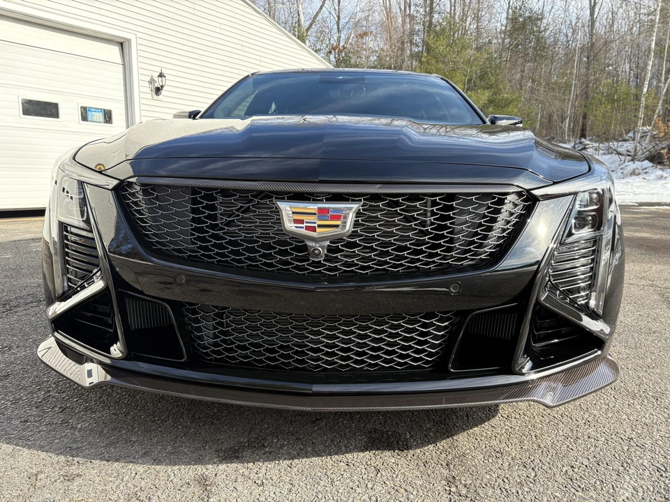 2026 Cadillac CT5-V Blackwing - Image 17 of 31