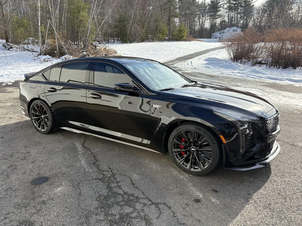 2026 Cadillac CT5-V Blackwing - Image 19 of 31