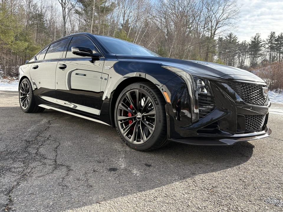 2026 Cadillac CT5-V Blackwing - Image 18 of 31
