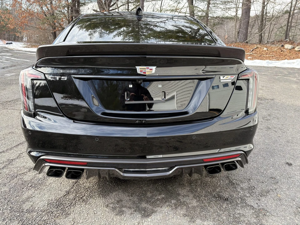 2026 Cadillac CT5-V Blackwing - Image 21 of 31
