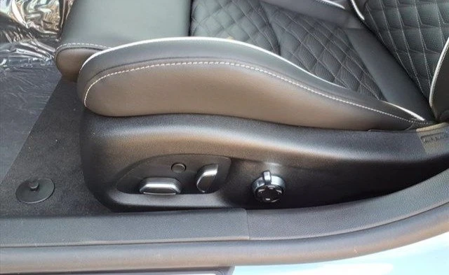 2026 Cadillac CT5-V Blackwing - Image 10 of 19