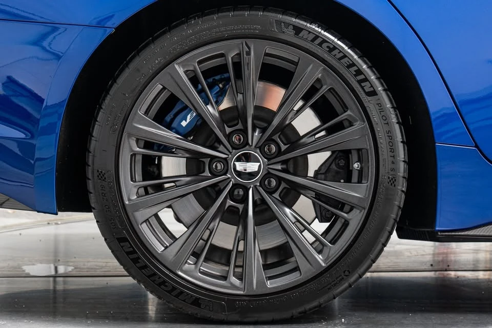 2026 Cadillac CT5-V Blackwing - Image 7 of 15