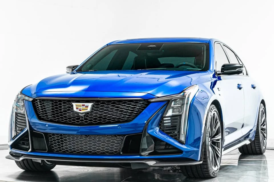2026 Cadillac CT5-V Blackwing - Image 4 of 14