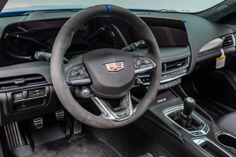2026 Cadillac CT5-V Blackwing - Image 8 of 14