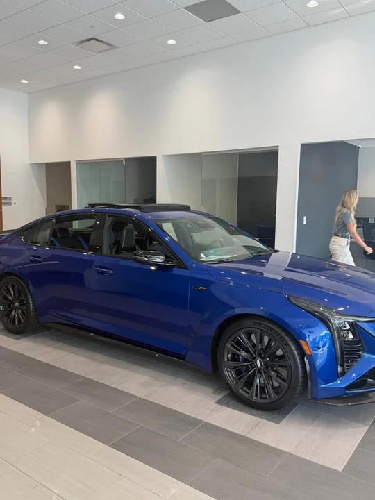 2026 Cadillac CT5-V Blackwing - Image 7 of 10