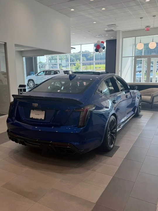 2026 Cadillac CT5-V Blackwing - Image 6 of 10