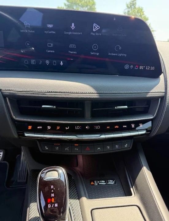 2026 Cadillac CT5-V Blackwing - Image 8 of 13