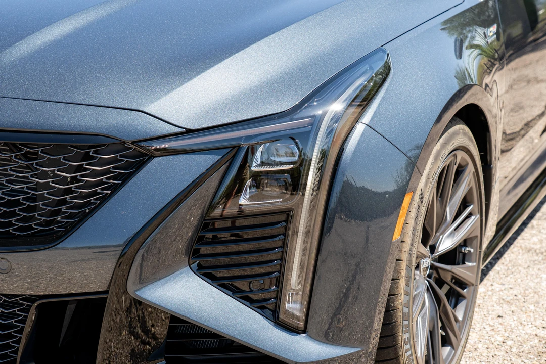 2026 Cadillac CT5-V Blackwing - Image 14 of 31