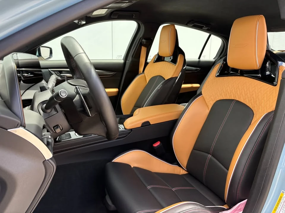 2026 Cadillac CT5-V Blackwing - Image 11 of 17