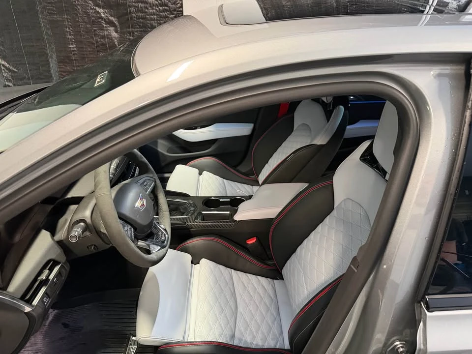 2026 Cadillac CT5-V Blackwing - Image 9 of 11