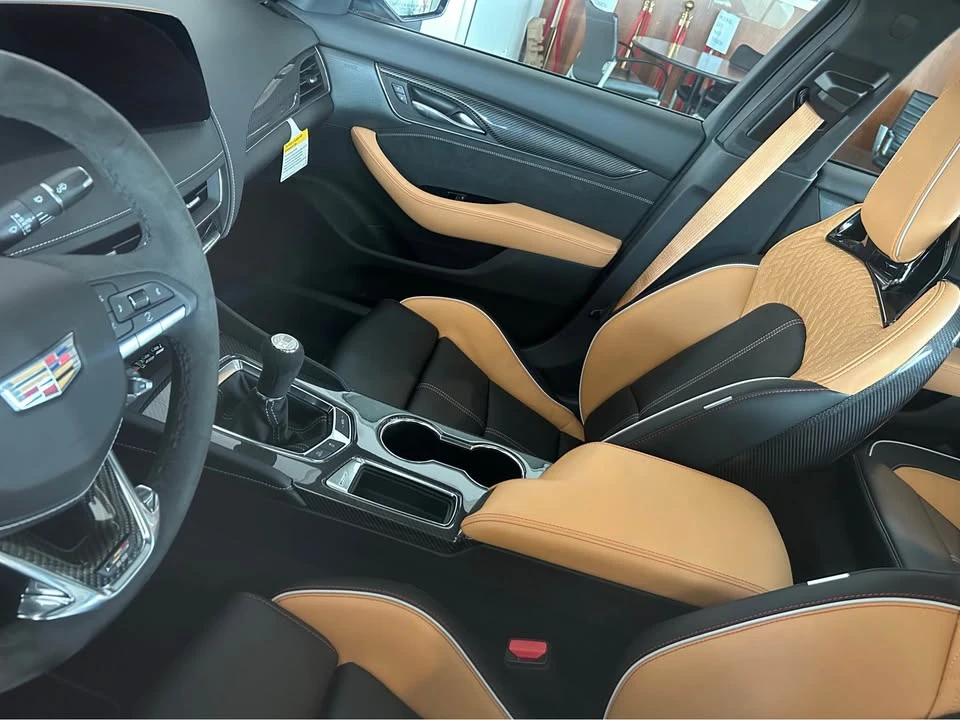2026 Cadillac CT5-V Blackwing - Image 15 of 17