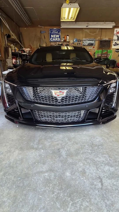 2026 Cadillac CT5-V Blackwing - Image 3 of 13