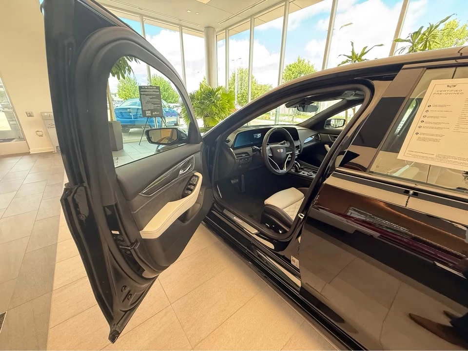 2026 Cadillac CT5-V Blackwing - Image 10 of 15