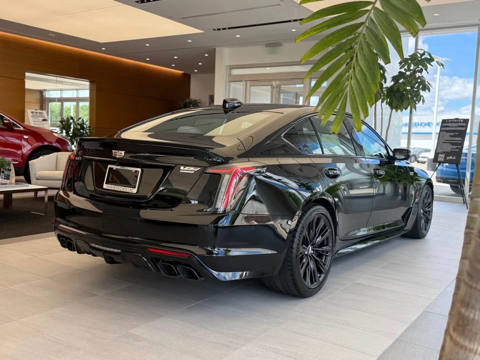 2026 Cadillac CT5-V Blackwing - Image 5 of 15