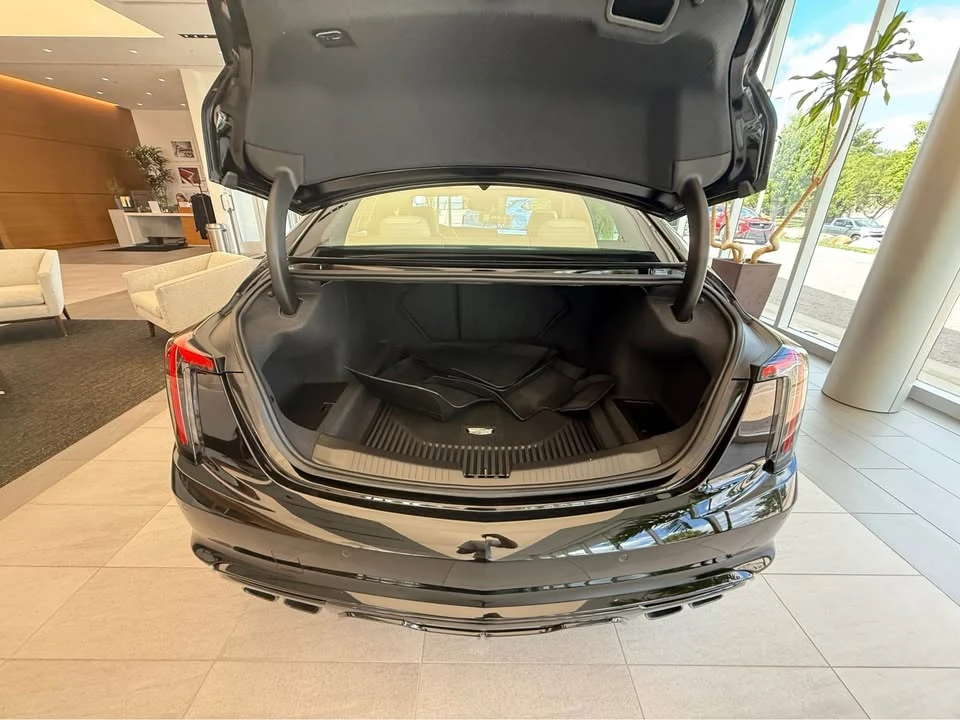 2026 Cadillac CT5-V Blackwing - Image 6 of 15