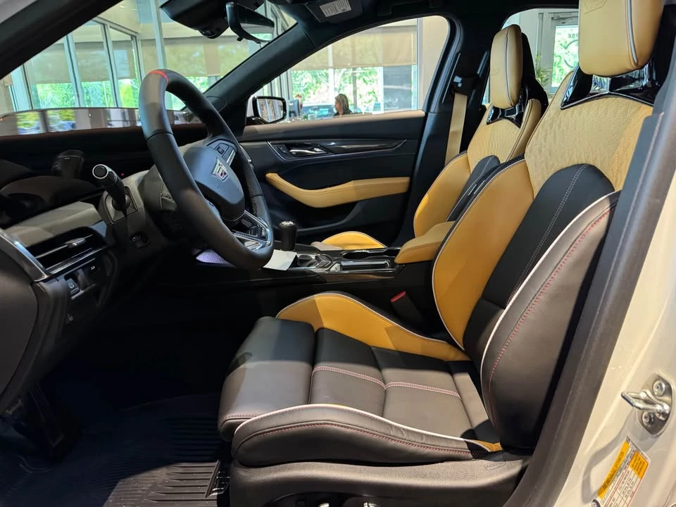 2026 Cadillac CT5-V Blackwing - Image 10 of 15