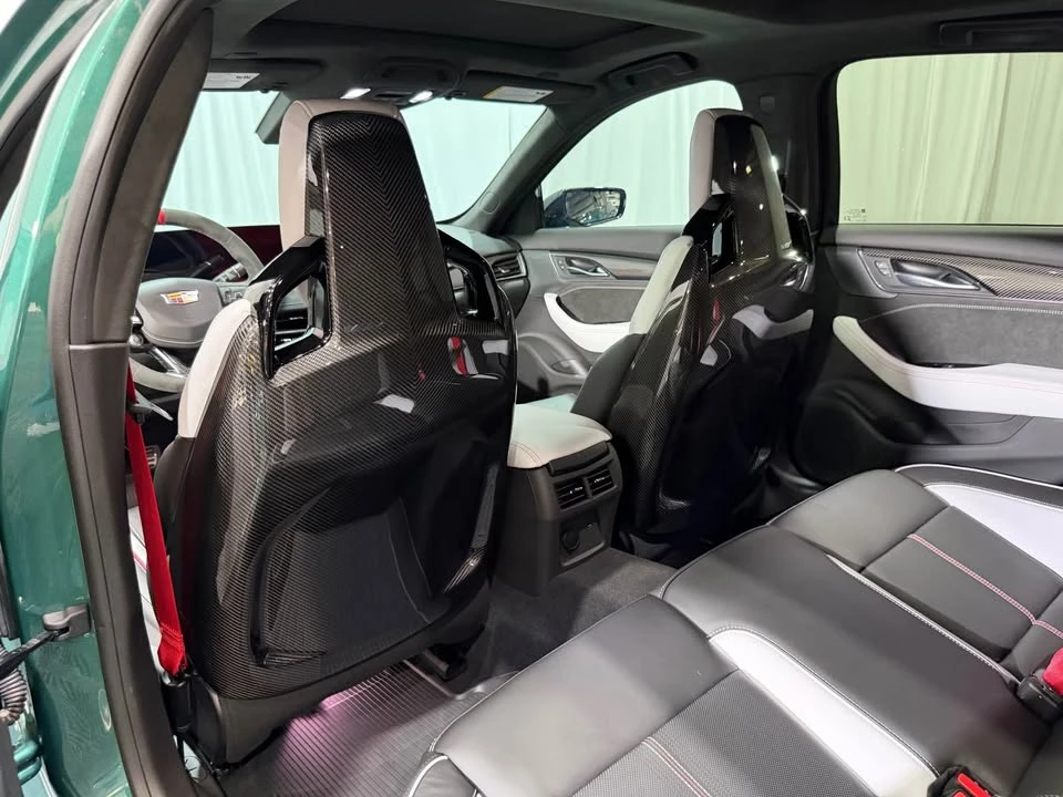 2026 Cadillac CT5-V Blackwing - Image 5 of 8