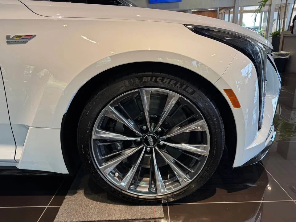 2026 Cadillac CT5-V Blackwing - Image 8 of 15
