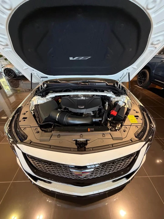 2026 Cadillac CT5-V Blackwing - Image 18 of 19