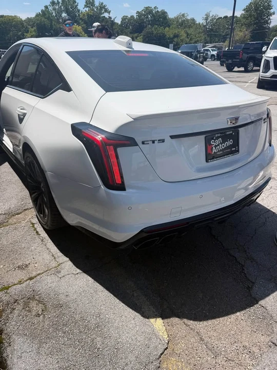 2026 Cadillac CT5-V Blackwing - Image 5 of 10