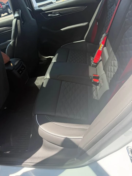 2026 Cadillac CT5-V Blackwing - Image 9 of 10