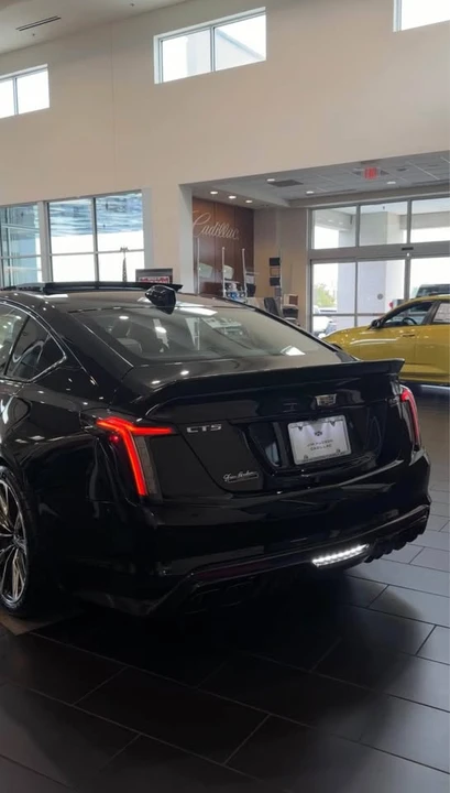 2026 Cadillac CT5-V Blackwing - Image 4 of 10
