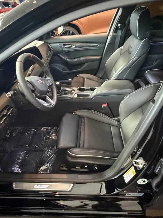 2026 Cadillac CT5-V Blackwing - Image 4 of 5