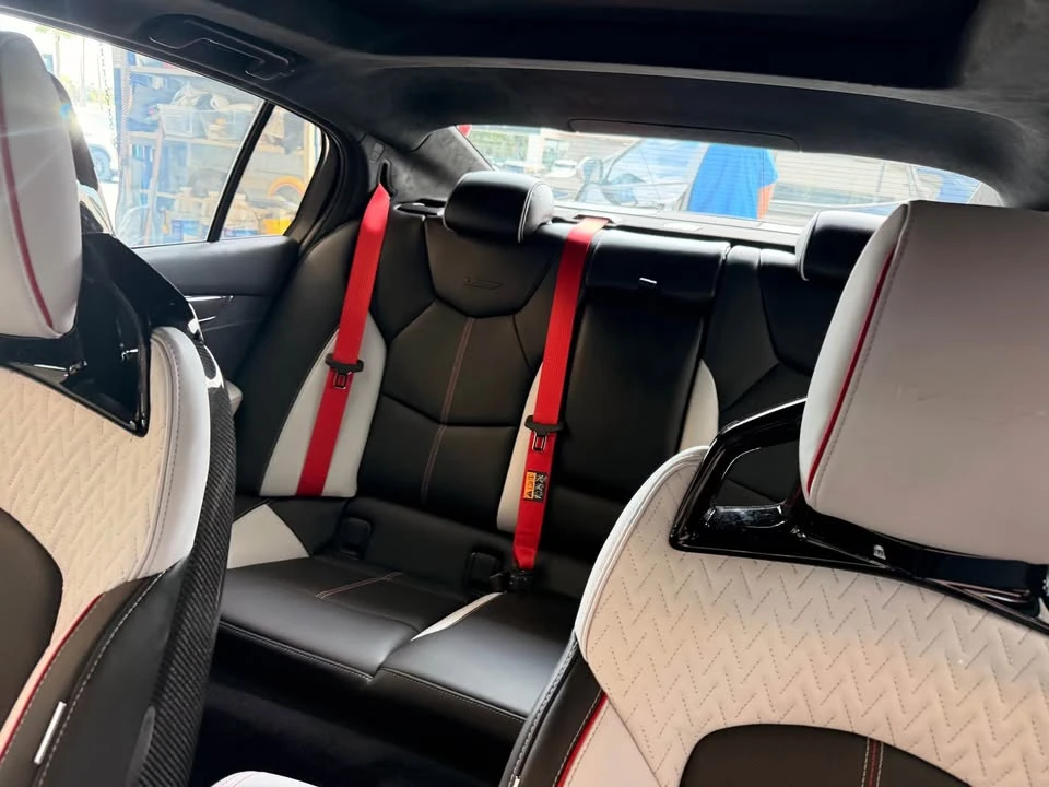2026 Cadillac CT5-V Blackwing - Image 6 of 9