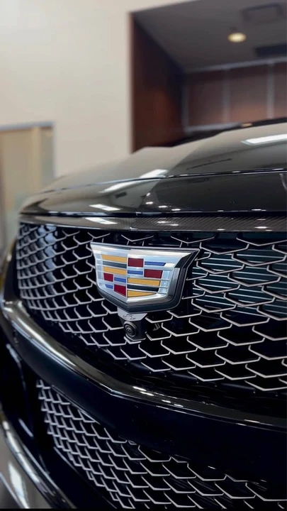 2026 Cadillac CT5-V Blackwing - Image 6 of 10