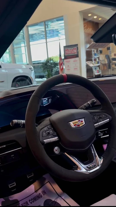 2026 Cadillac CT5-V Blackwing - Image 5 of 10