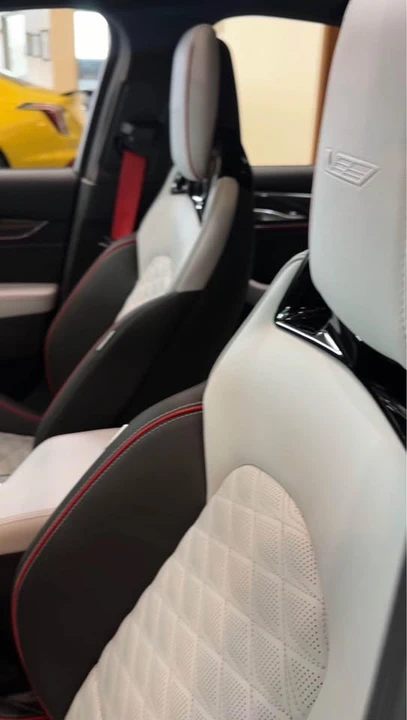 2026 Cadillac CT5-V Blackwing - Image 8 of 10