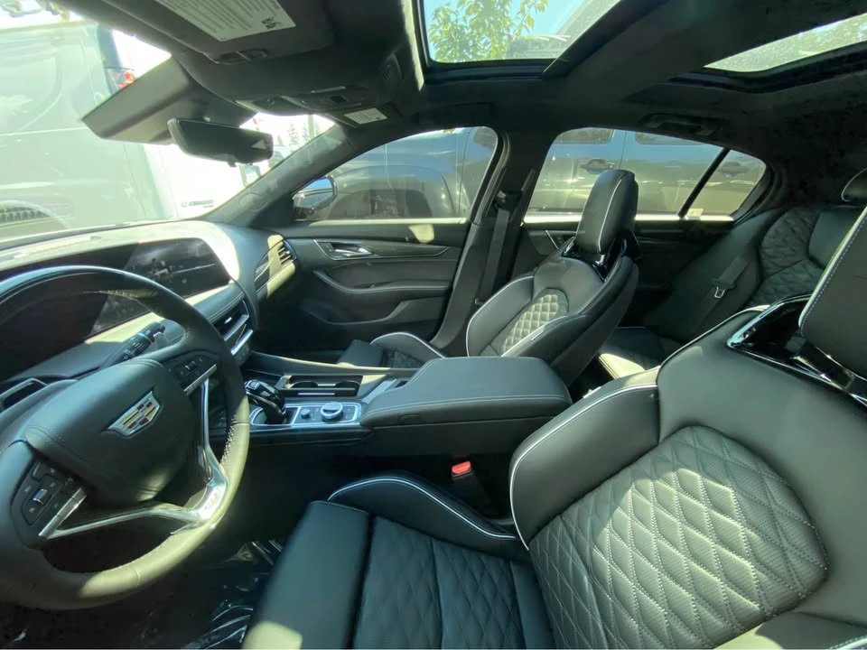 2026 Cadillac CT5-V Blackwing - Image 8 of 9