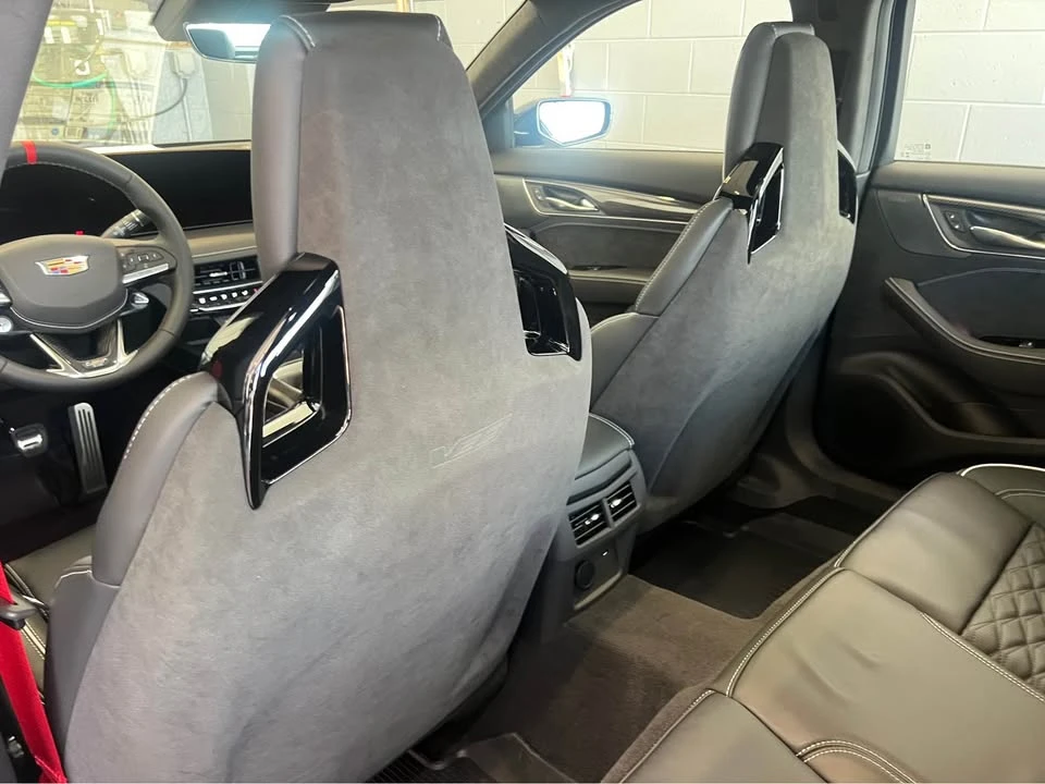 2026 Cadillac CT5-V Blackwing - Image 9 of 13