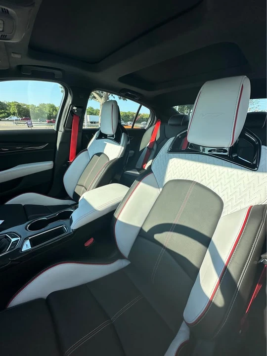 2026 Cadillac CT5-V Blackwing - Image 6 of 9