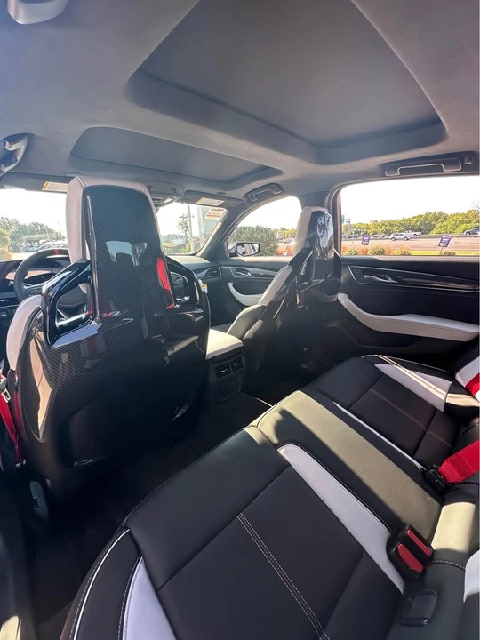 2026 Cadillac CT5-V Blackwing - Image 7 of 9